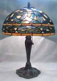 Stained Glass Celtic Knot Lamp